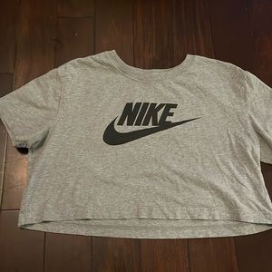 Nike Crop T